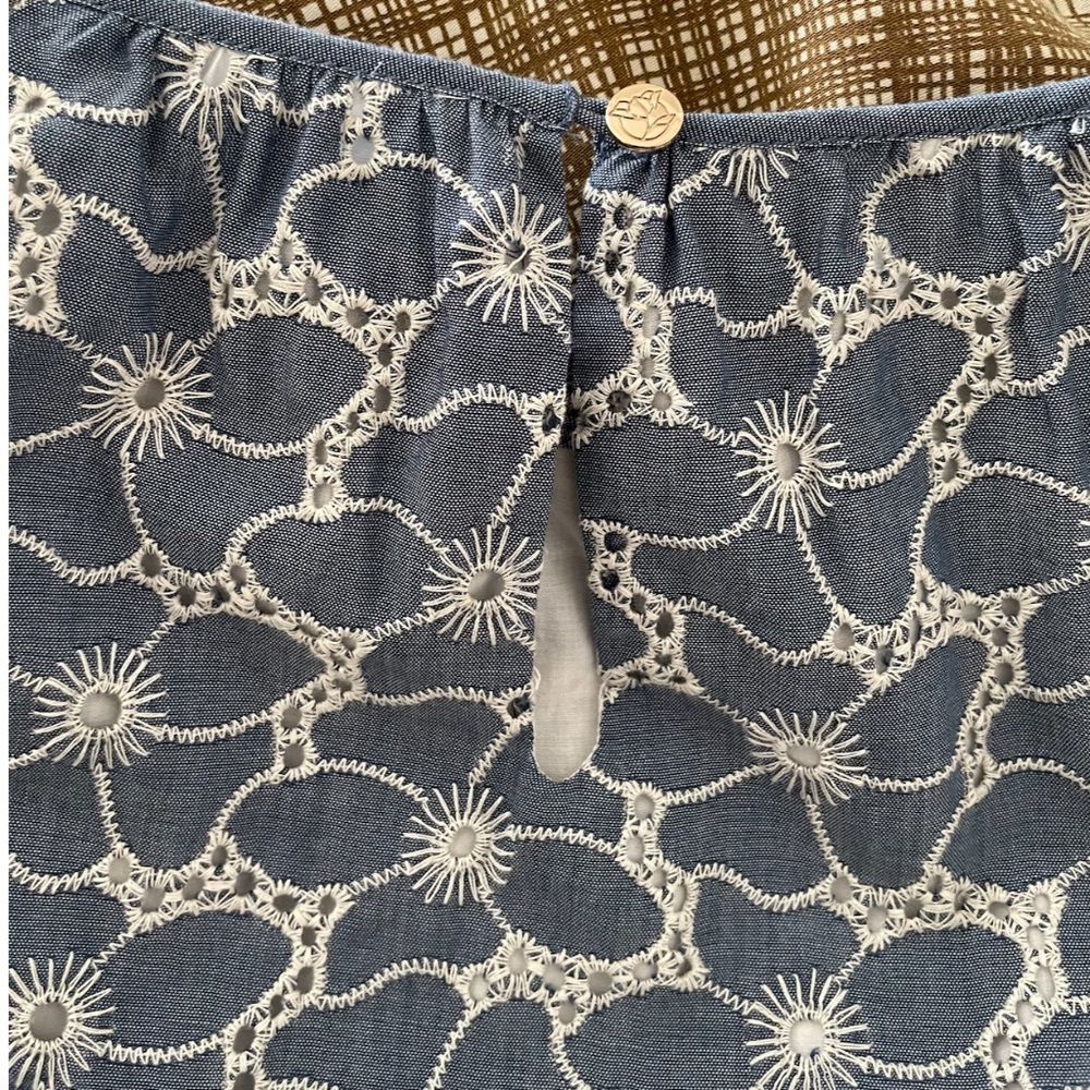 Draper James Embroidered Chambray Tie Waist Popover Dress - XL - Picture 6 of 11